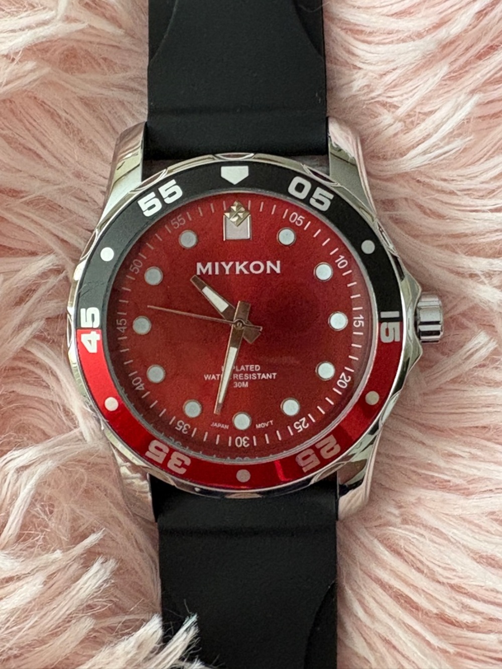 Miykon Men’s Red Dive-Style Watch NWT